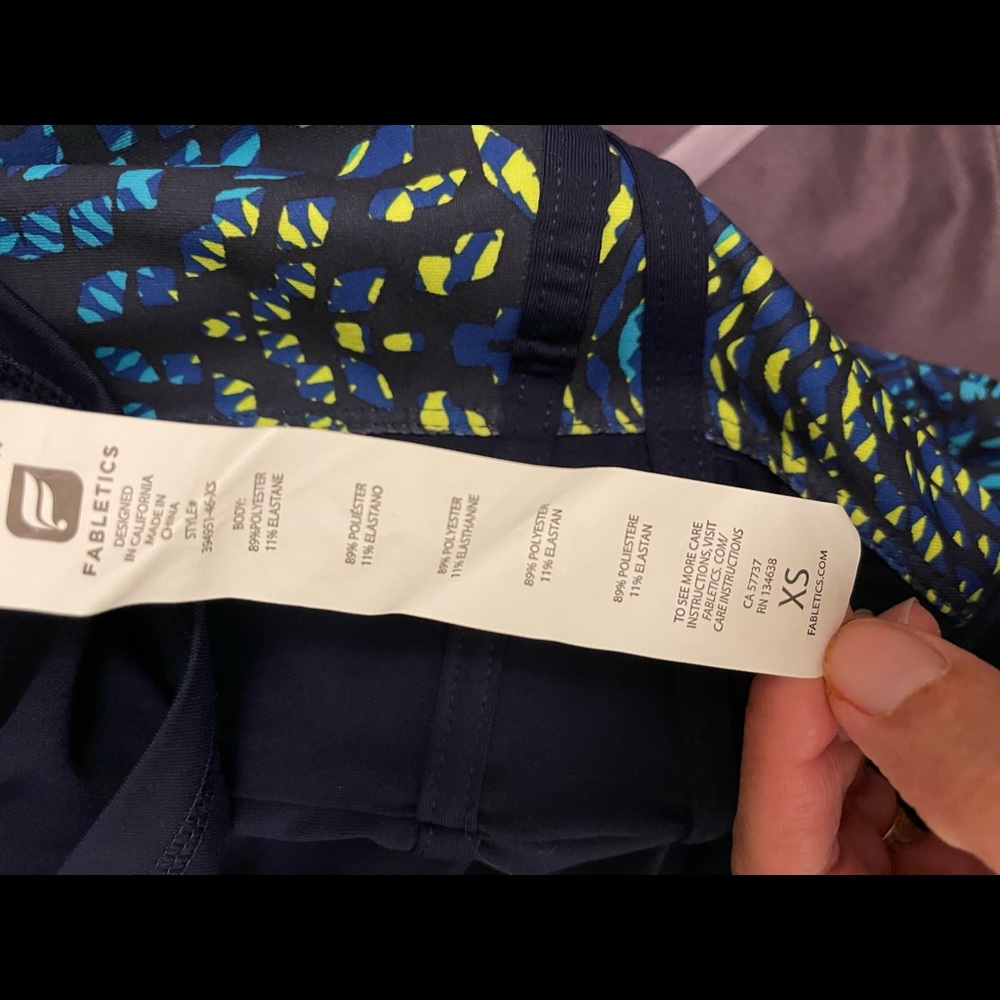 Fabletics tank - Picture 4 of 5